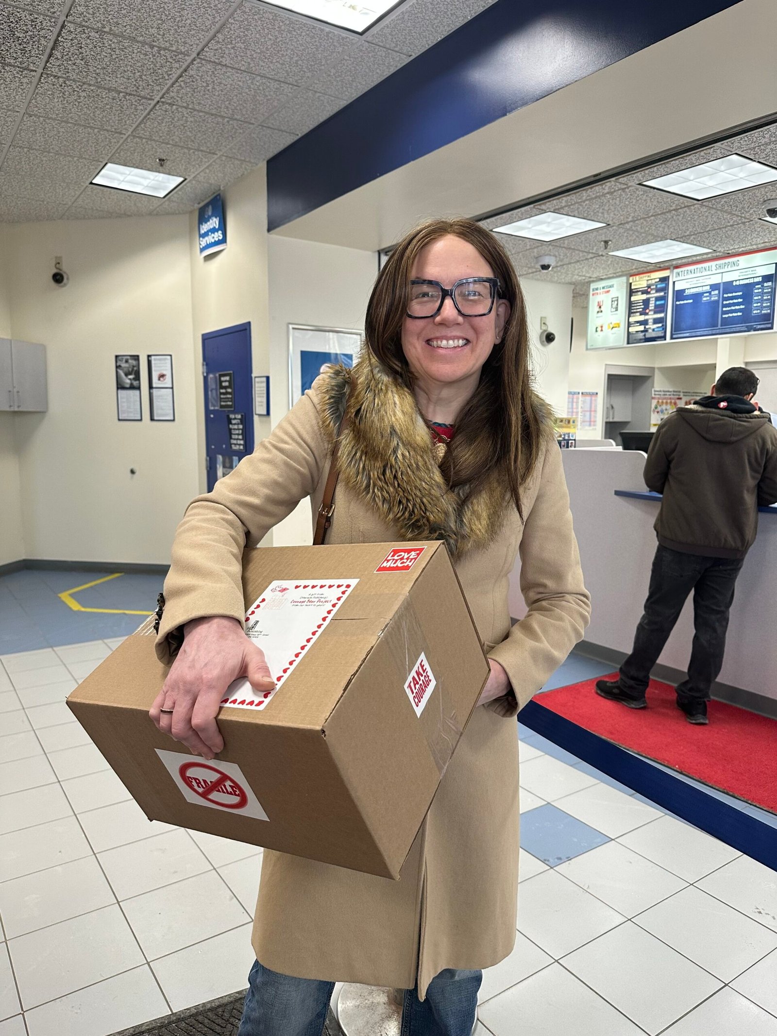 Andrea Shipping Courage Box